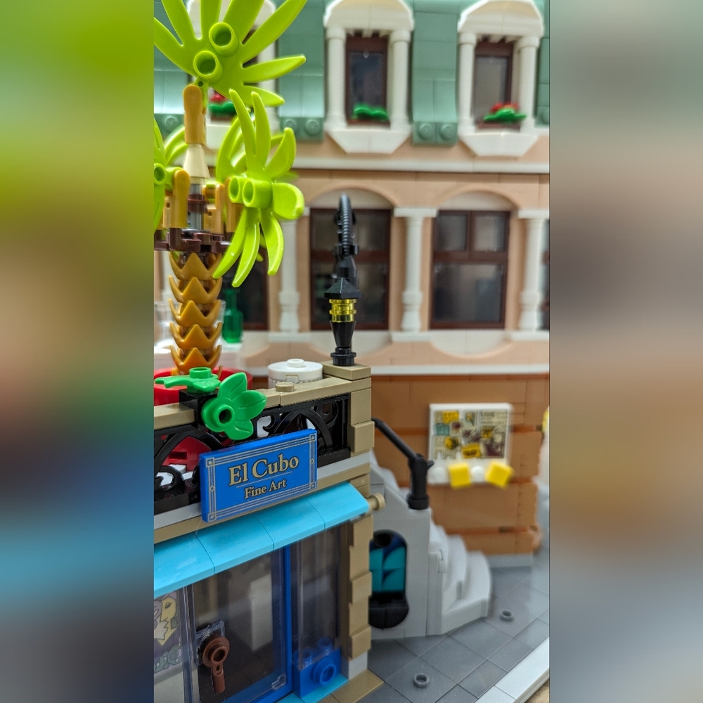 LEGO Boutique Hotel #10297